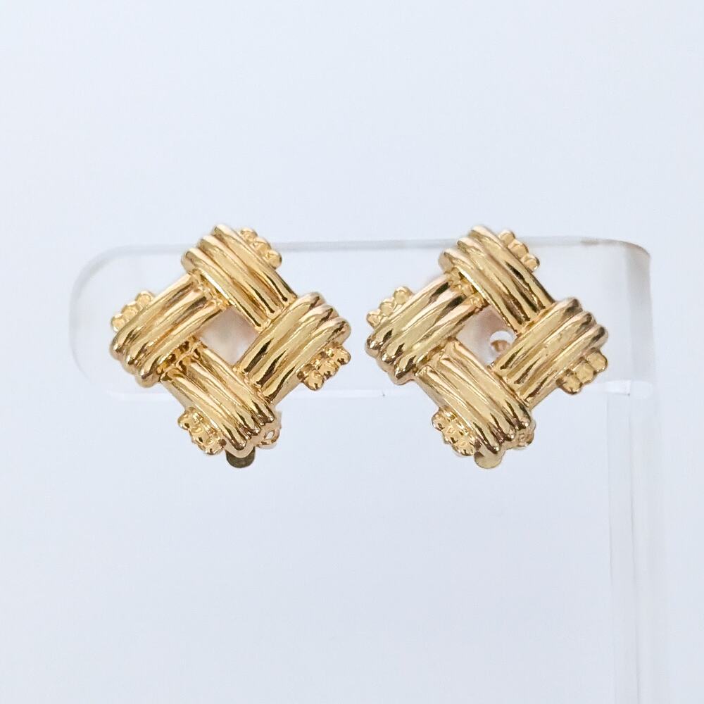 Vintage Clip On Earrings Classy Statement & Stylish Gold Tone